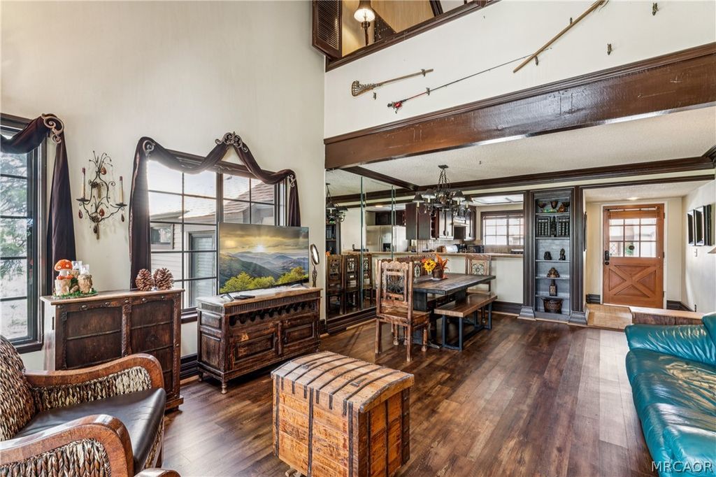 Photo of 203 Village #1, Lake Arrowhead, CA 92352 (MLS # 32600697)