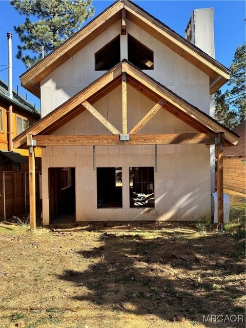 Photo of 589 Pine Lane, Sugarloaf, CA 92386 (MLS # 32502714)