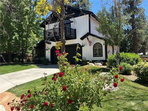 Photo of 42531 Gold Rush Drive, Big Bear Lake, CA 92315 (MLS # 32405856)