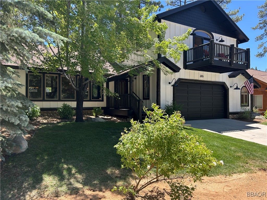 Photo of 42531 Gold Rush Drive, Big Bear Lake, CA 92315 (MLS # 32405856)