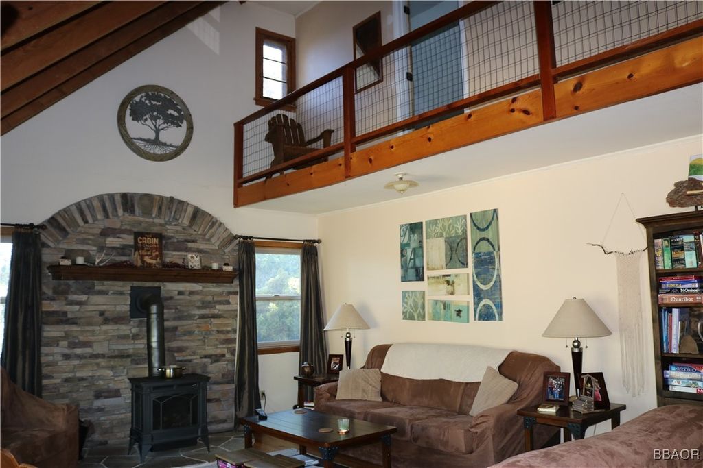 Photo of 21 Holcomb Valley Road, Fawnskin, CA 92333 (MLS # 32501352)