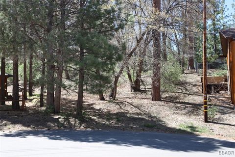 Photo of 0 Avalon, Big Bear Lake, CA 92315 (MLS # 32501256)