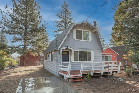 Photo of 1060 Sierra Avenue, Big Bear City, CA 92314 (MLS # 32502485)