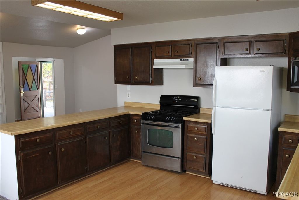 Photo of 413 W North Shore Drive, Big Bear City, CA 92314 (MLS # 32502680)