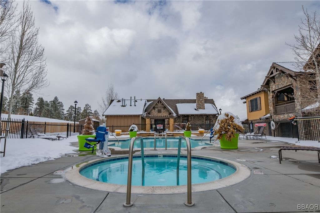 Photo of 40671 Village Drive #13A, Big Bear Lake, CA 92315 (MLS # 32501421)