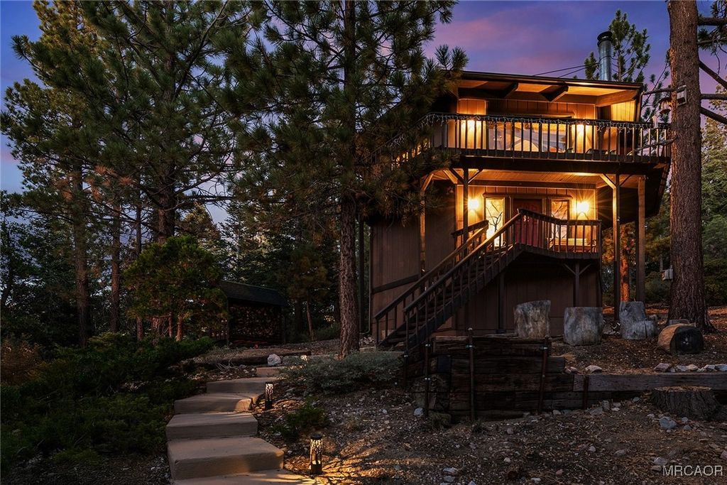 Photo of 1281 Sand Canyon Court, Big Bear Lake, CA 92315 (MLS # 32502488)