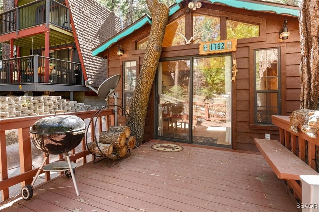 Photo of 1162 Sylvan Glen, Big Bear Lake, CA 92315 (MLS # 32501257)