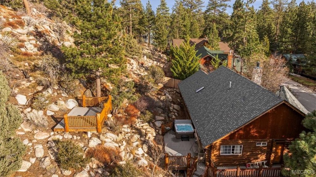 Photo of 42600 Gold Rush Drive, Big Bear Lake, CA 92315 (MLS # 32502586)