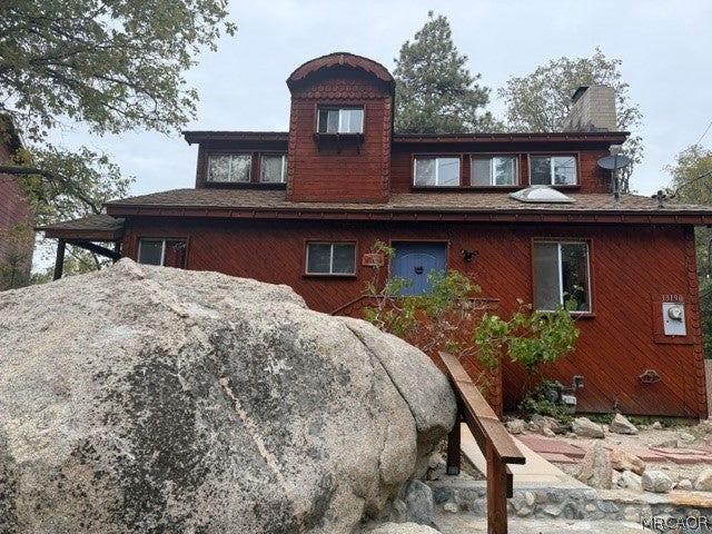 Photo of 33190 Holcomb Creek Drive, Green Valley Lake, CA 92341 (MLS # 32602425)