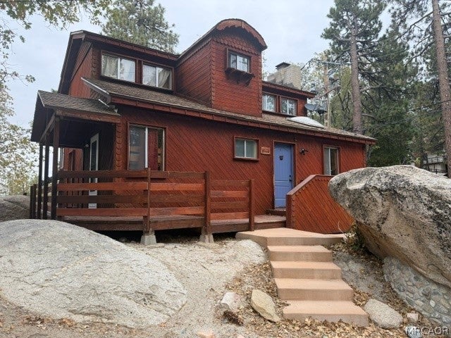 Photo of 33190 Holcomb Creek Drive, Green Valley Lake, CA 92341 (MLS # 32602425)