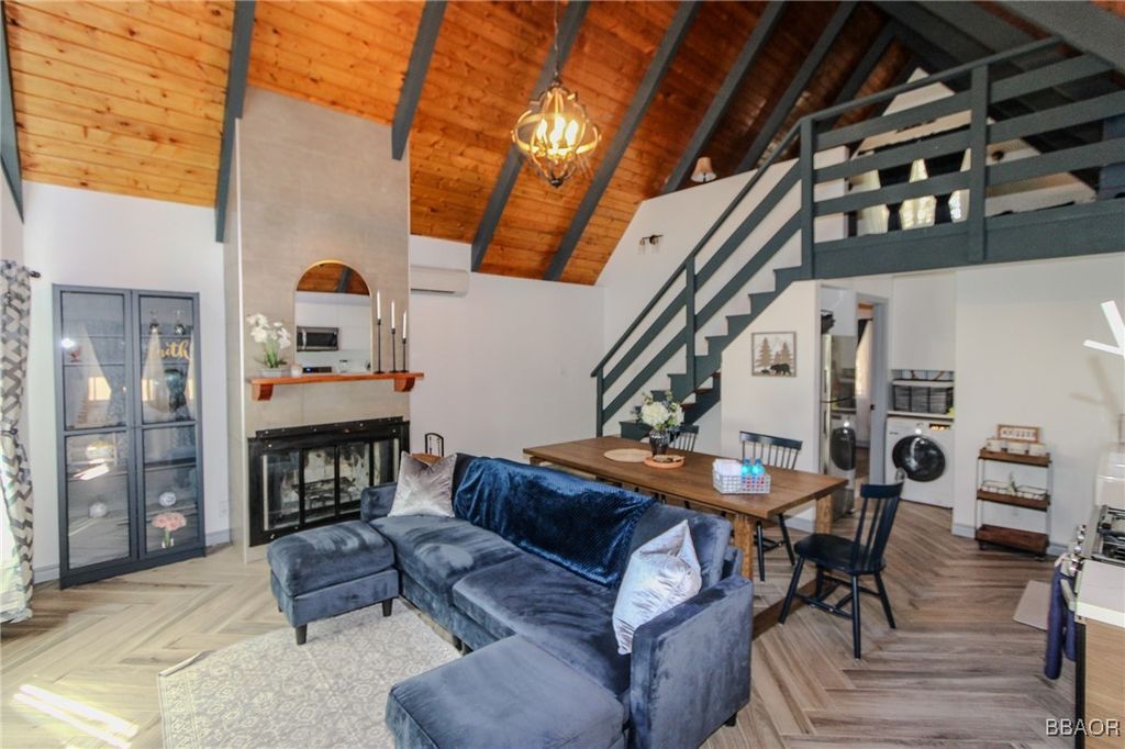 Photo of 858 Los Angeles Avenue, Sugarloaf, CA 92386 (MLS # 32502109)