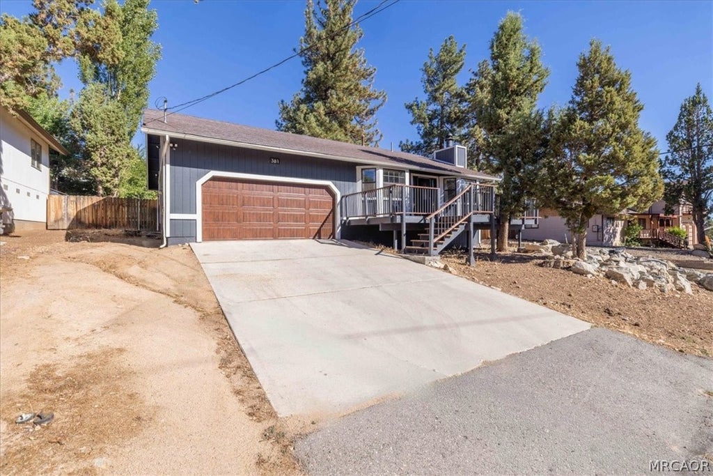Photo of 381 San Martin Drive, Big Bear City, CA 92314 (MLS # 32602015)
