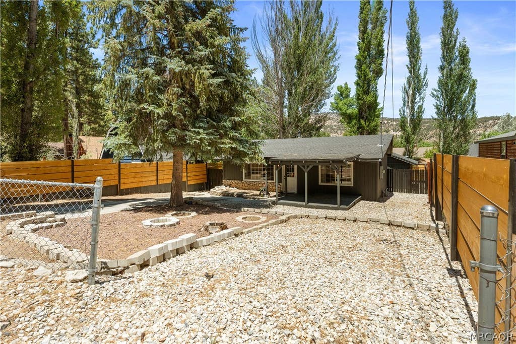 Photo of 1017 E Country Club Boulevard, Big Bear City, CA 92314 (MLS # 32601746)
