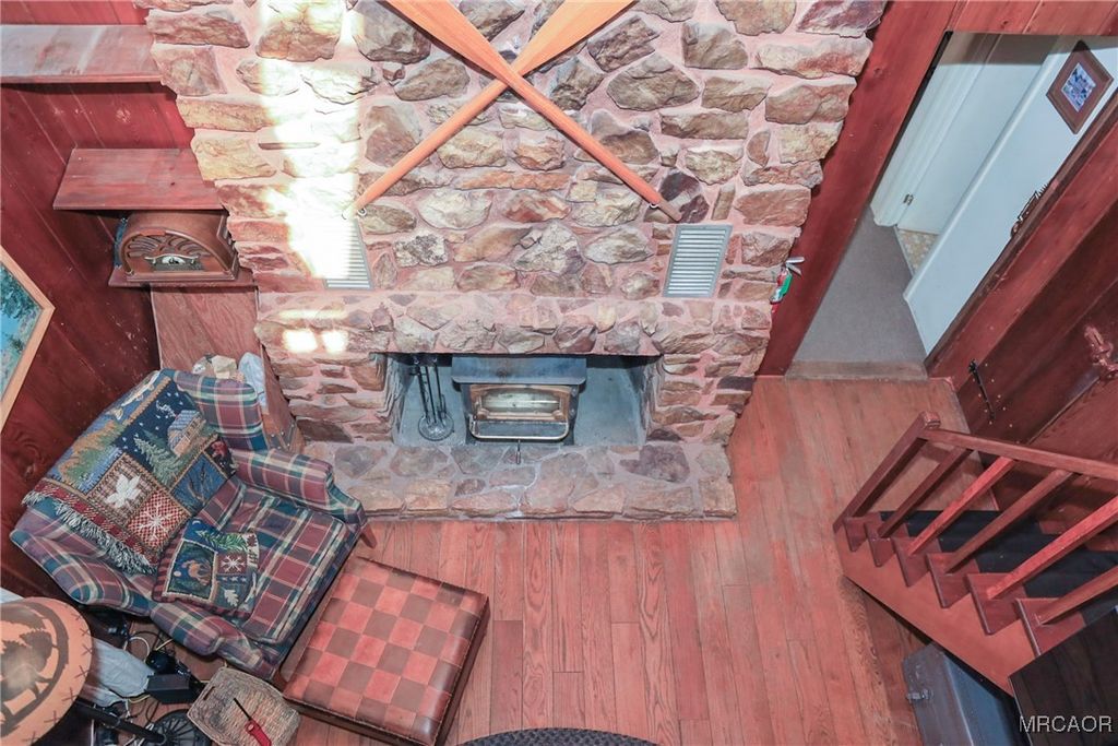 Photo of 42690 Sonoma Drive, Big Bear Lake, CA 92315 (MLS # 32502587)