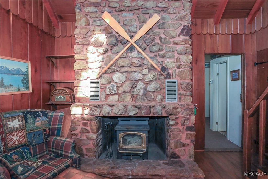 Photo of 42690 Sonoma Drive, Big Bear Lake, CA 92315 (MLS # 32502587)