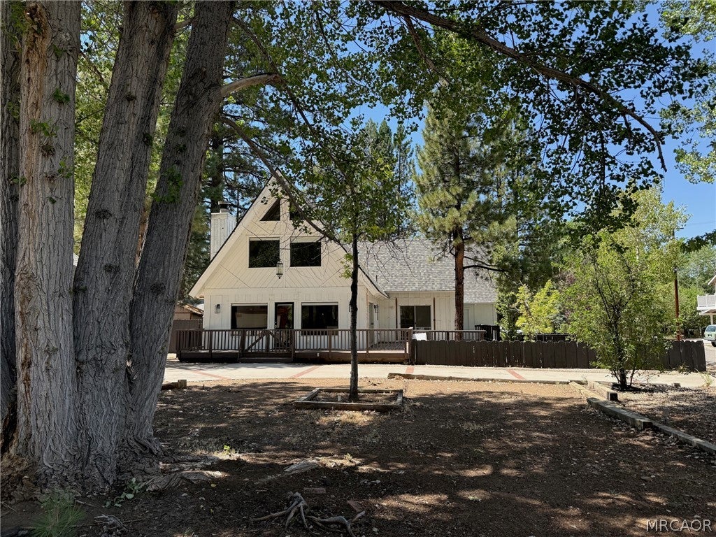 Photo of 41665 Tanager Drive, Big Bear Lake, CA 92315 (MLS # 32601895)
