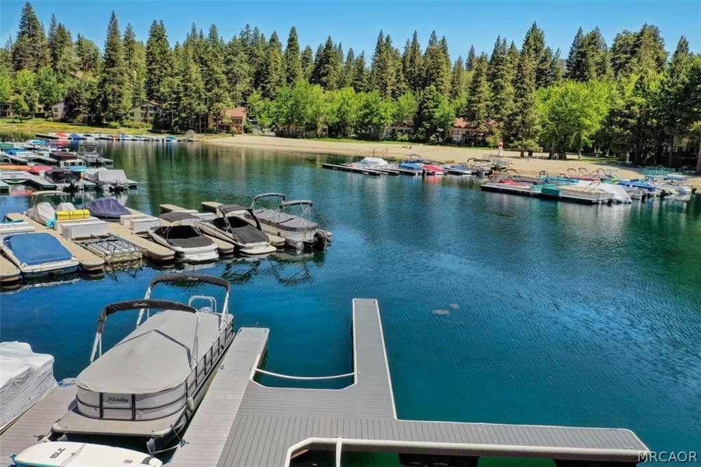 Photo of 27457 North Bay Road, Lake Arrowhead, CA 92352 (MLS # 32601816)