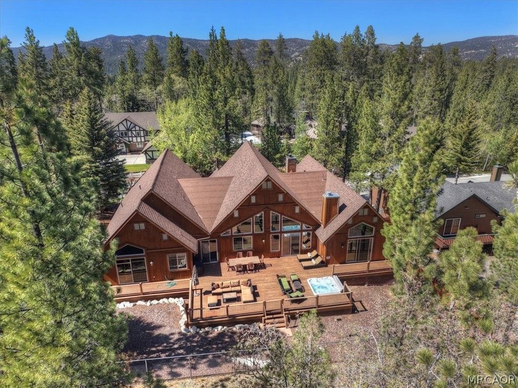 Photo of 42285 Heavenly Valley Road, Big Bear Lake, CA 92315 (MLS # 32601279)