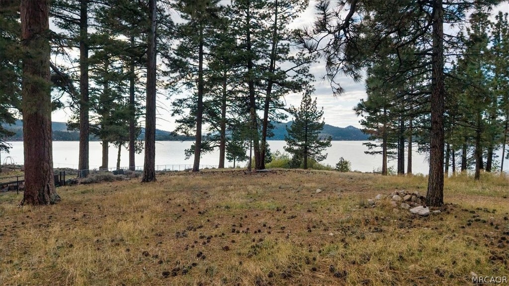 Photo of 250 Eagle Drive, Big Bear Lake, CA 92315 (MLS # 32602370)
