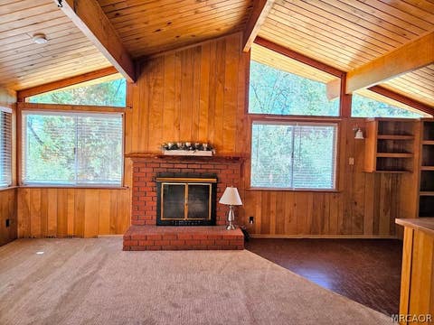 Photo of 845 Moreno Lane, Big Bear Lake, CA 92386 (MLS # 32601546)