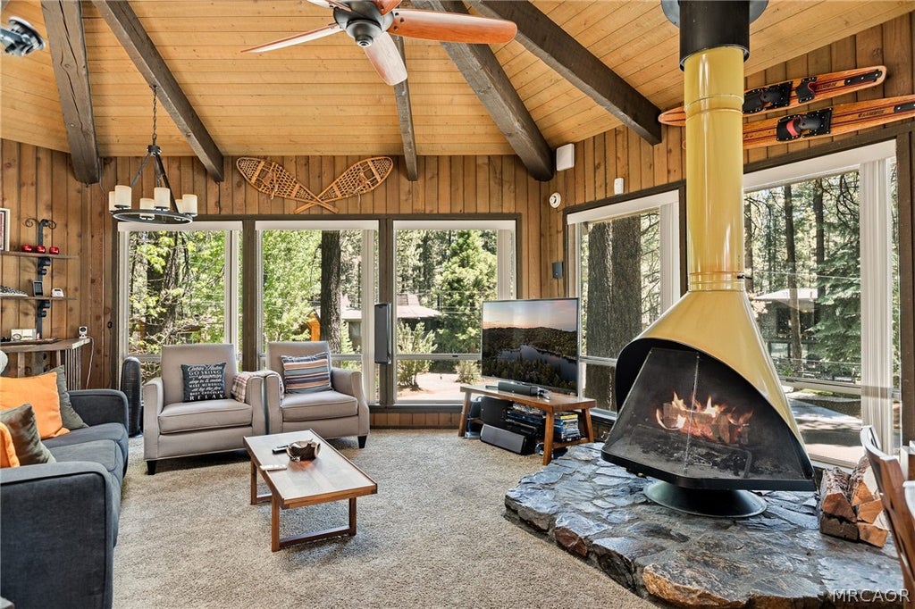 Photo of 754 Mountain Sky Drive, Big Bear Lake, CA 92315 (MLS # 32601382)