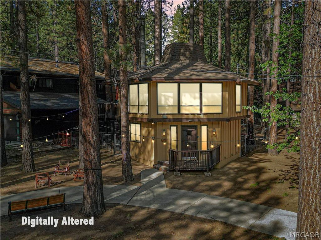 Photo of 754 Mountain Sky Drive, Big Bear Lake, CA 92315 (MLS # 32601382)