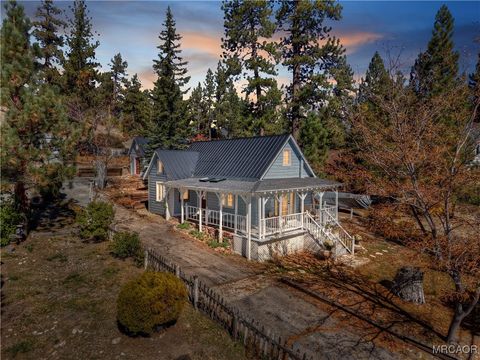 Photo of 39246 Willow Landing Road, Big Bear Lake, CA 92315 (MLS # 32502553)