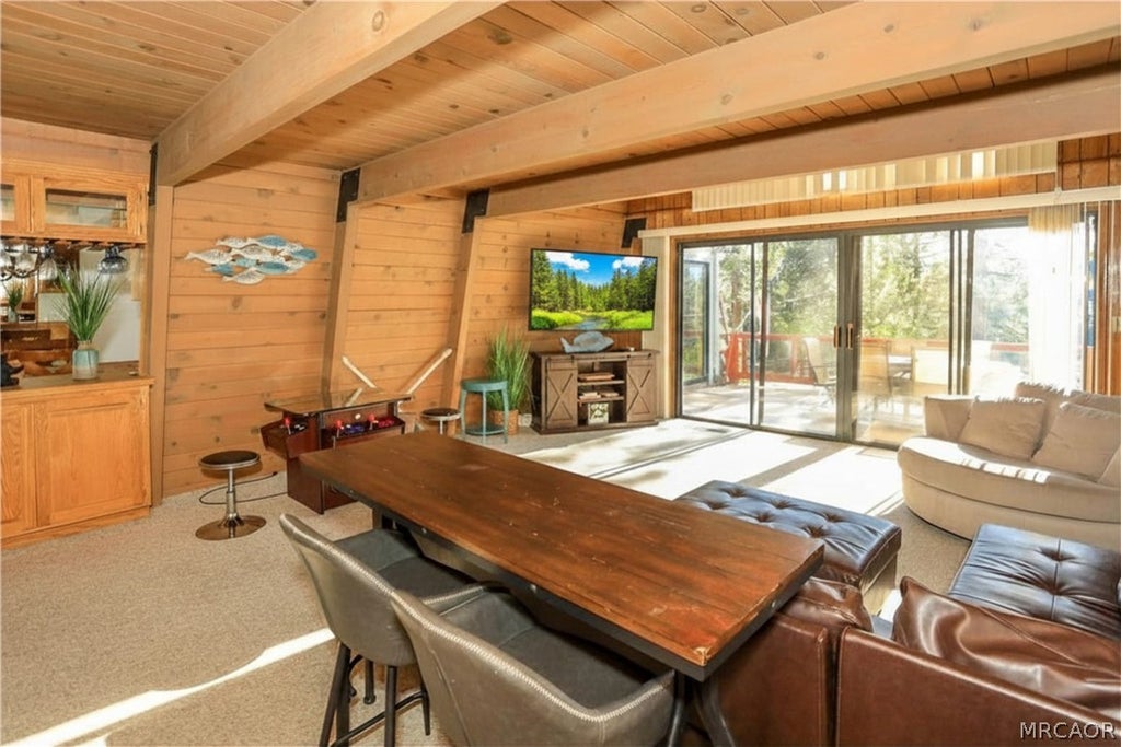 Photo of 572 Cienega Road, Big Bear Lake, CA 92315 (MLS # 32600653)