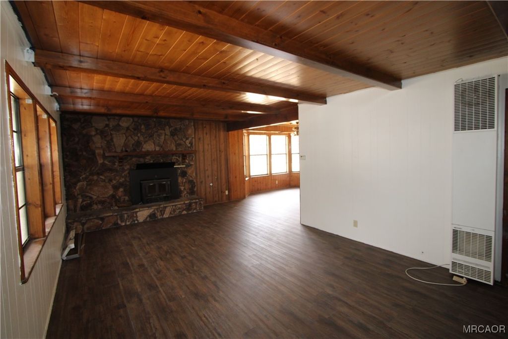 Photo of 1324 E Country Club Boulevard, Big Bear City, CA 92314 (MLS # 32502435)