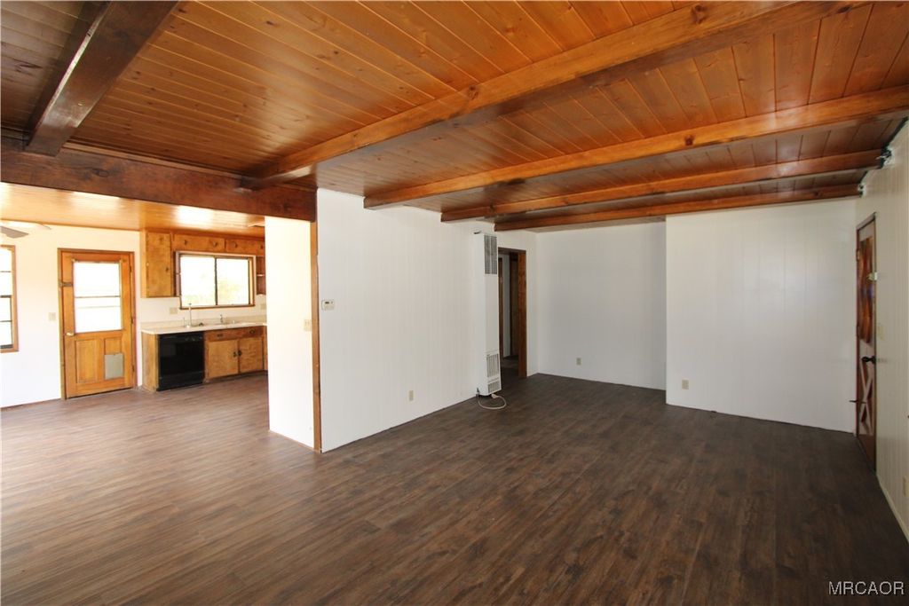 Photo of 1324 E Country Club Boulevard, Big Bear City, CA 92314 (MLS # 32502435)