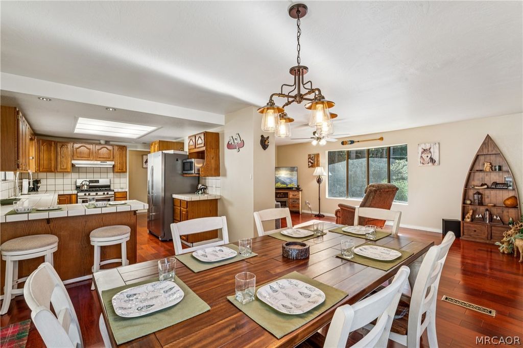 Photo of 25089 Moon Drive, Crestline, CA 92325 (MLS # 32600249)