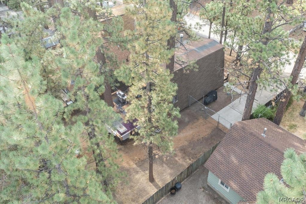 Photo of 909 W Rainbow Boulevard, Big Bear City, CA 92314 (MLS # 32601866)