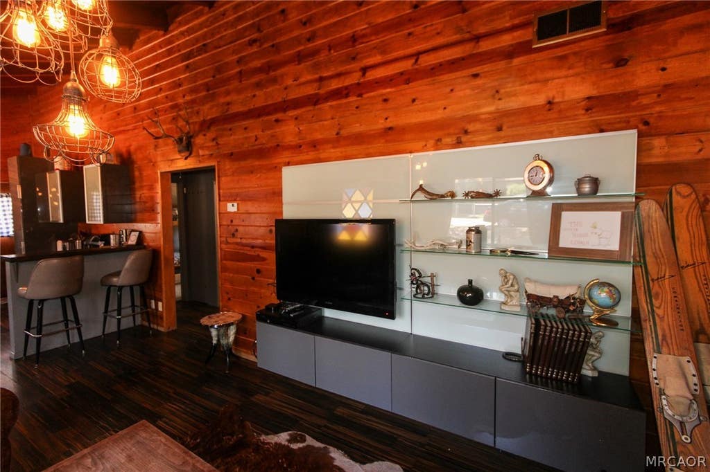 Photo of 601 Elysian Boulevard, Big Bear City, CA 92314 (MLS # 32602011)