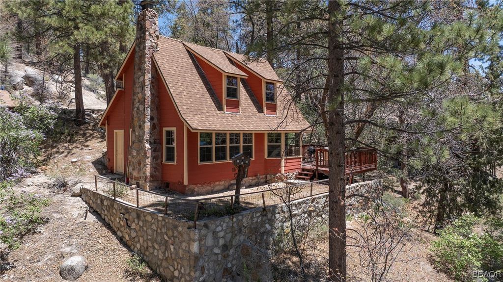 Photo of 352 Big Bear Trail, Fawnskin, CA 92333 (MLS # 32501255)