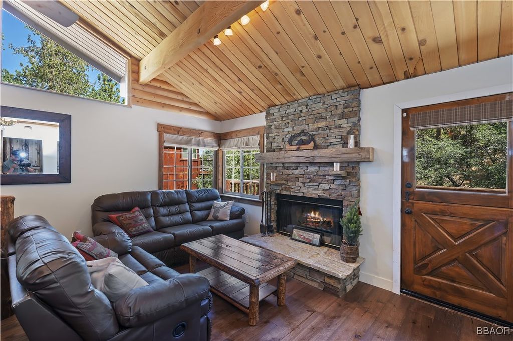 Photo of 1212 S Minton Avenue, Big Bear City, CA 92314 (MLS # 32501905)