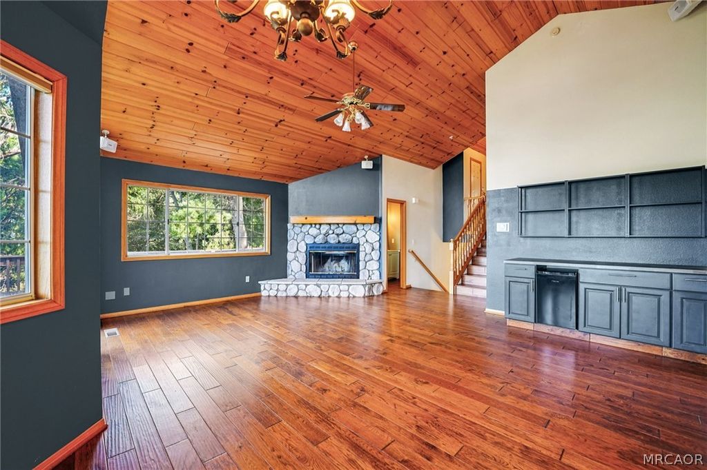 Photo of 25274 North Road, Twin Peaks, CA 92391 (MLS # 32600677)