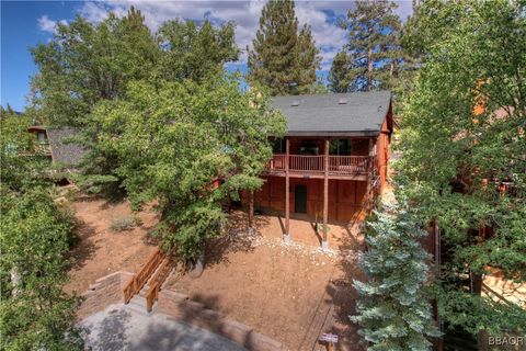 Photo of 657 Georgia Street, Big Bear Lake, CA 92315 (MLS # 32405714)