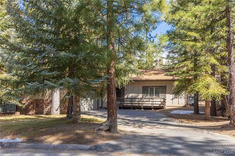 Photo of 420 Dorset Drive, Big Bear City, CA 92314 (MLS # 32600466)
