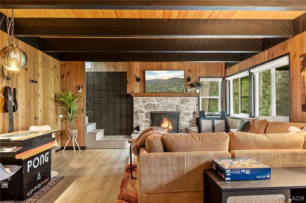 Photo of 29015 Alder Terrace, Cedar Glen, CA 92321 (MLS # 32600878)