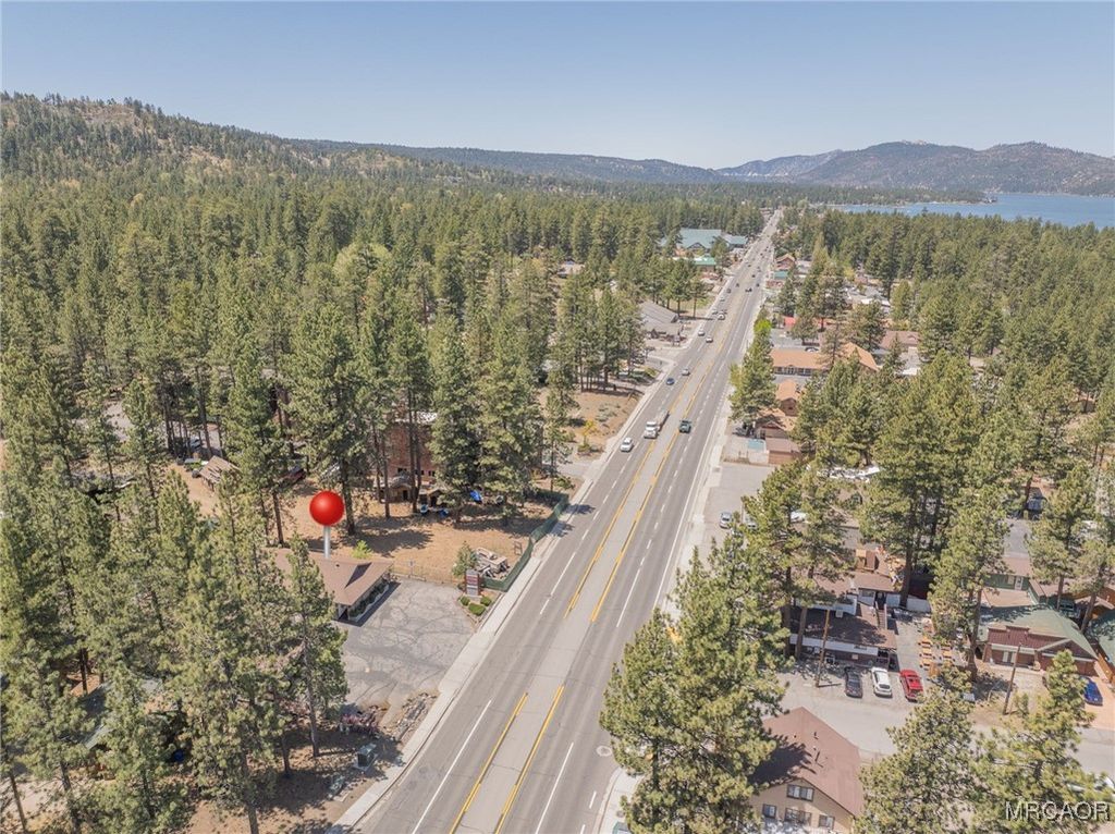 Photo of 41609 Big Bear Boulevard, Big Bear Lake, CA 92315 (MLS # 32502289)