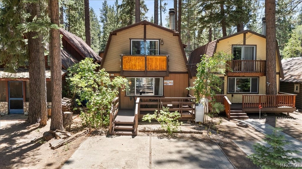 Photo of 42741 La Cerena Avenue, Big Bear Lake, CA 92315 (MLS # 32601779)