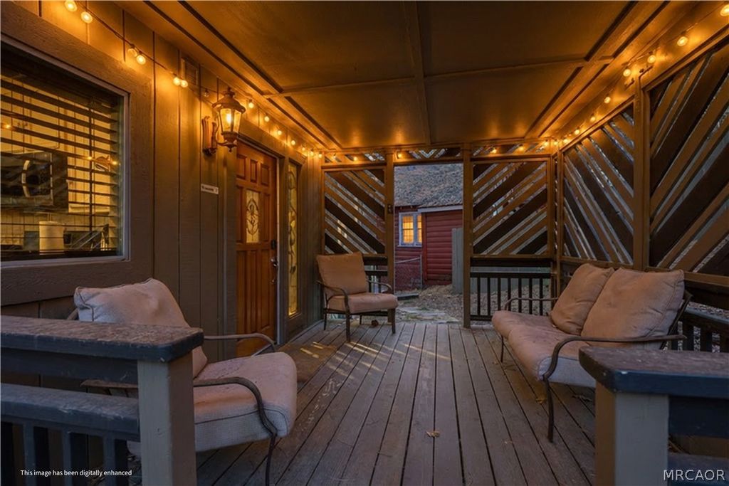 Photo of 875 Sierra Vista Drive, Twin Peaks, CA 92391 (MLS # 32600429)