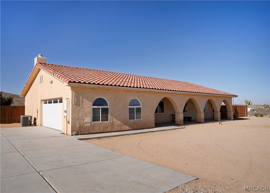 Photo of 60718 Belfair Drive, Joshua Tree, CA 92252 (MLS # 32600975)