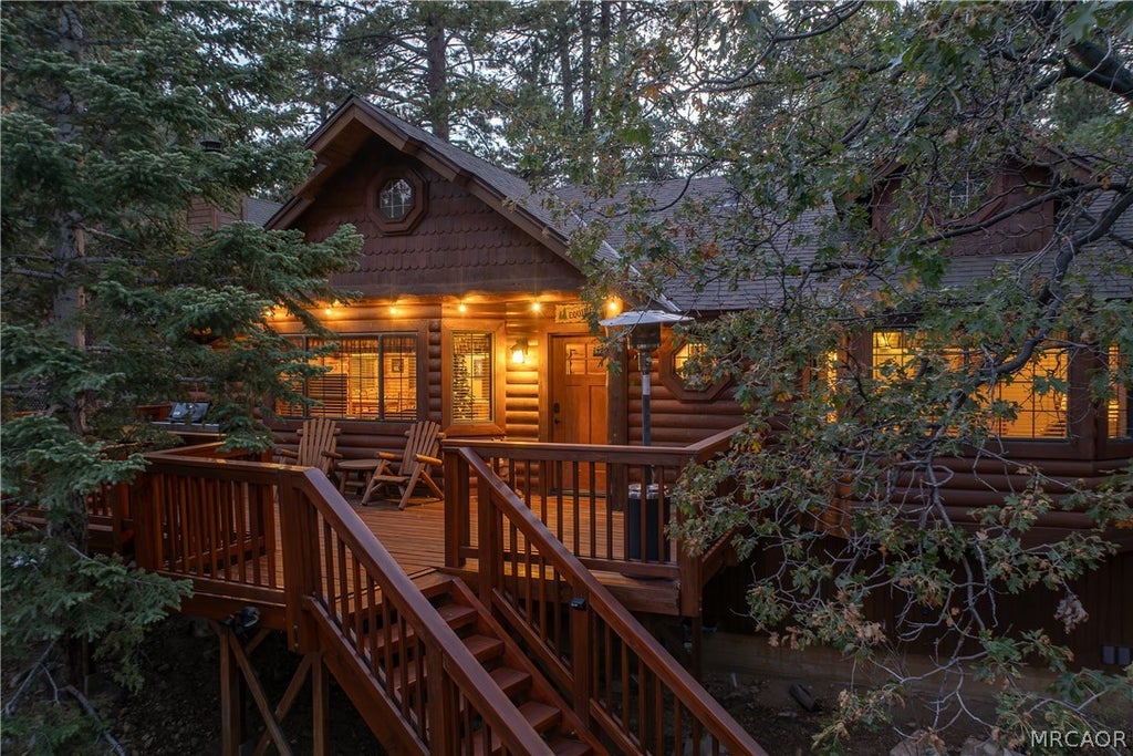 Photo of 1306 Balsam Drive, Big Bear Lake, CA 92315 (MLS # 32602212)