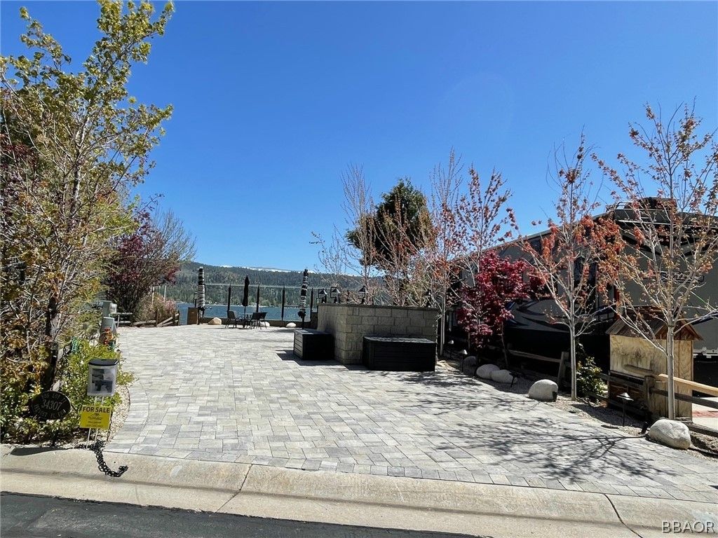 Photo of 40751 North Shore Lane #77, Fawnskin, CA 92333 (MLS # 32301046)