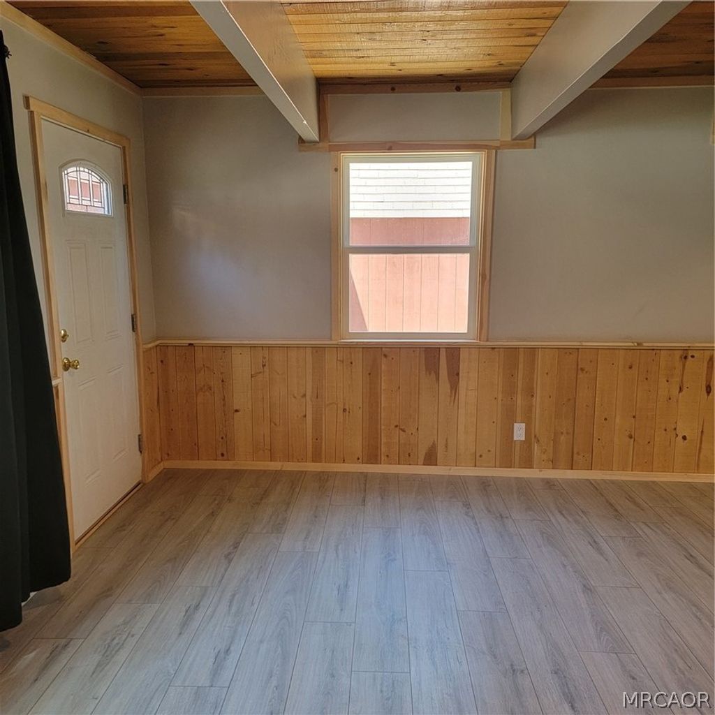 Photo of 221 Imperial Avenue, Big Bear City, CA 92386 (MLS # 32601272)