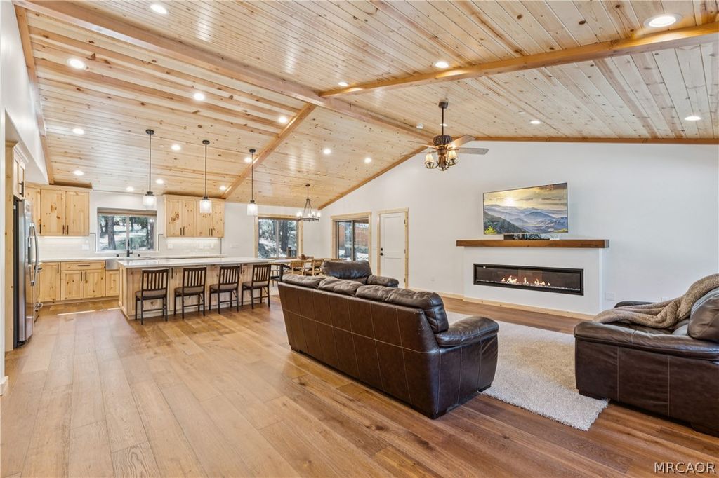 Photo of 46971 Sky View Drive, Big Bear City, CA 92314 (MLS # 32600268)