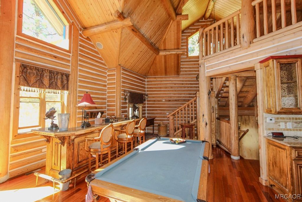 Photo of 42843 Eagle Flight Place, Big Bear Lake, CA 92315 (MLS # 32502431)