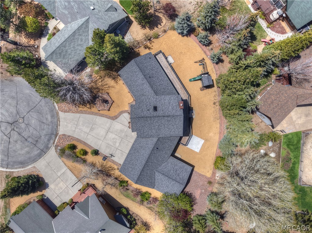 Big Bear Lake, California, 92315, United States, 4 Bedrooms Bedrooms, ,3 BathroomsBathrooms,Residential,Active,2039025