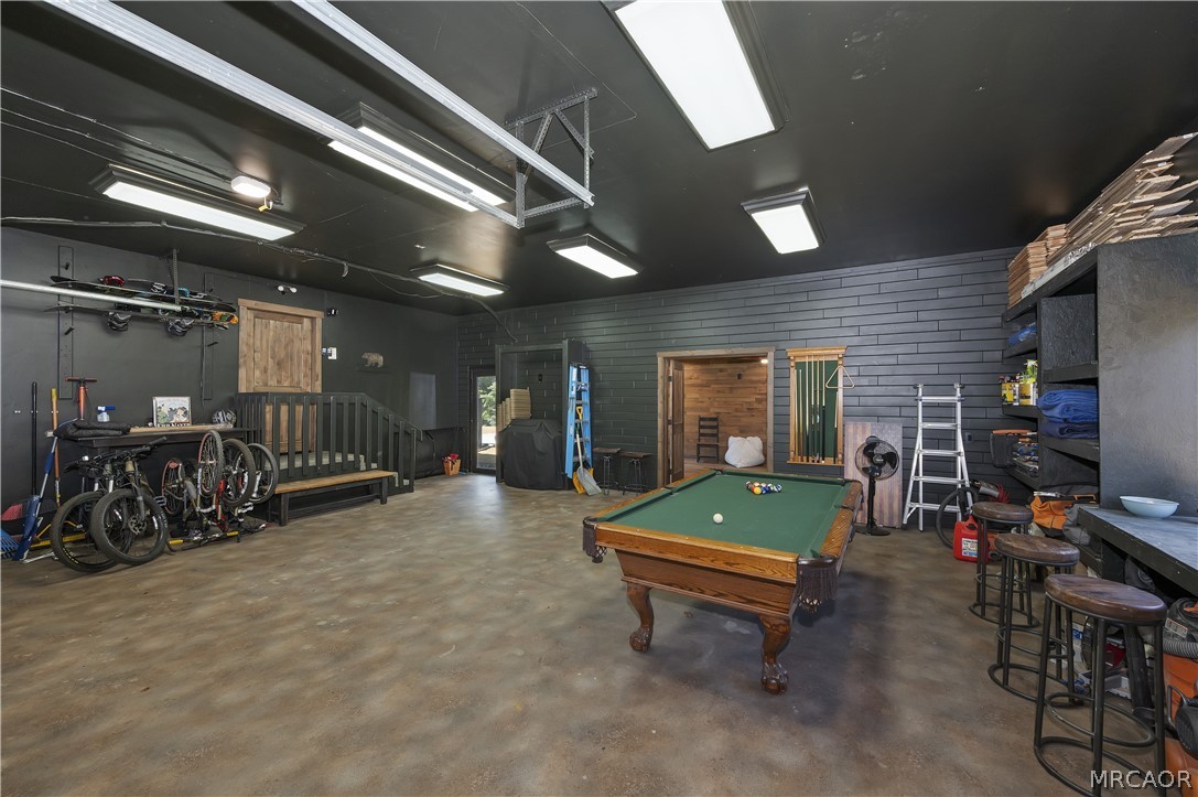 Big Bear Lake, California, 92315, United States, 4 Bedrooms Bedrooms, ,3 BathroomsBathrooms,Residential,Active,2039025